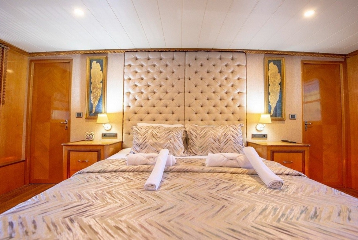 Simay s Motor Yacht
