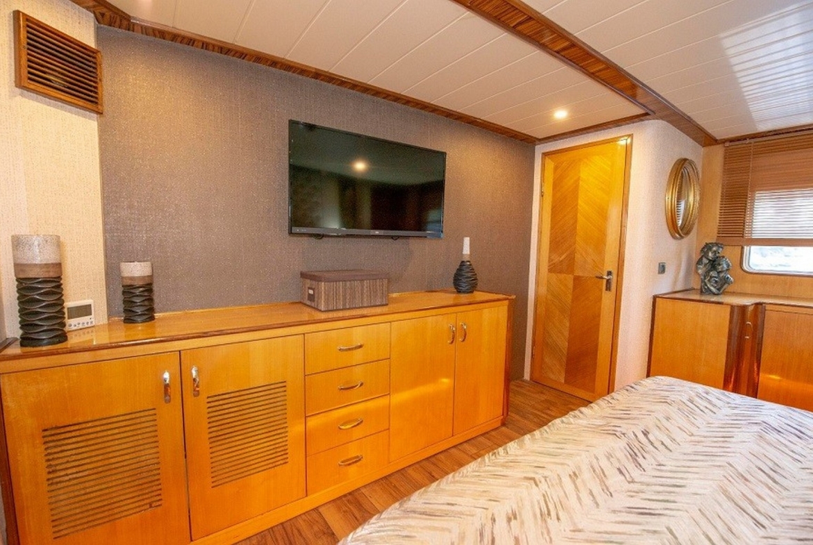 Simay s Motor Yacht