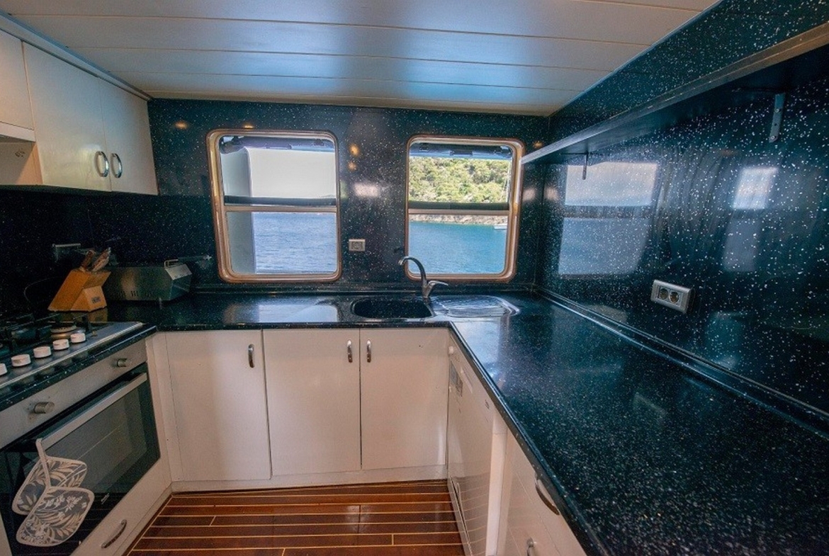 Simay s Motor Yacht