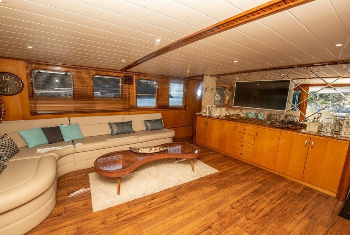Simay s Motor Yacht