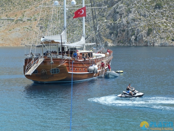 Yacht Kaptan Mehmet Bugra 8 Cabins 34 Meters Yacht Charter Turkey